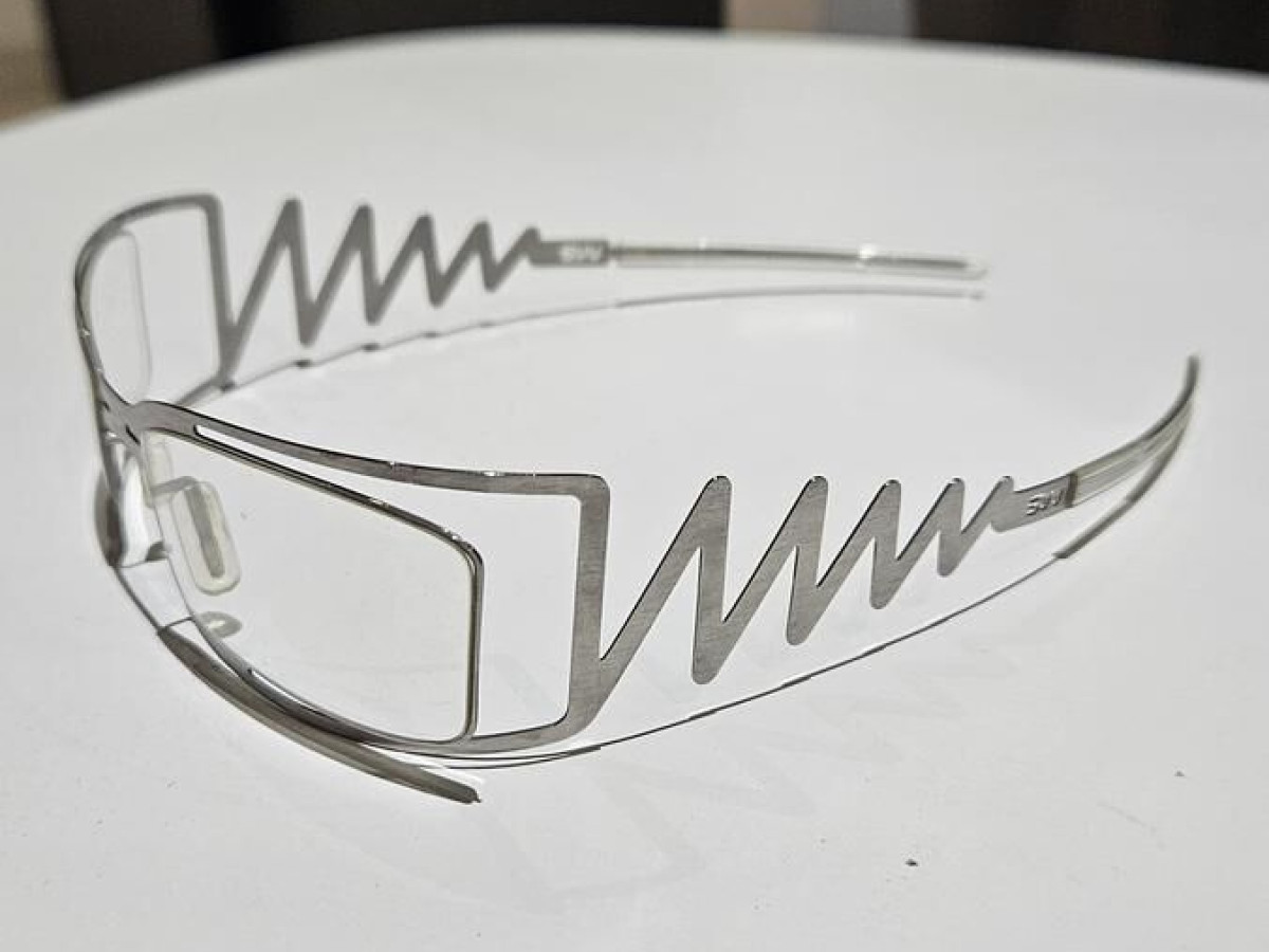 Slav Nowosad - E0121