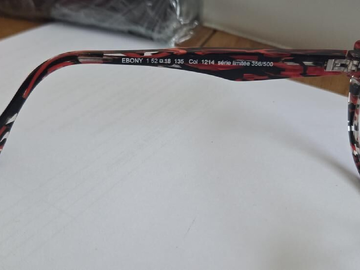 Face &agrave; Face - EBONY 52/18