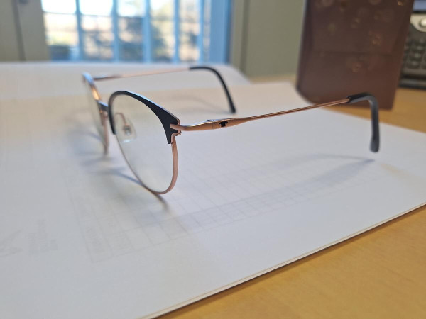 Tom Taylor - 60484 52&curren;18