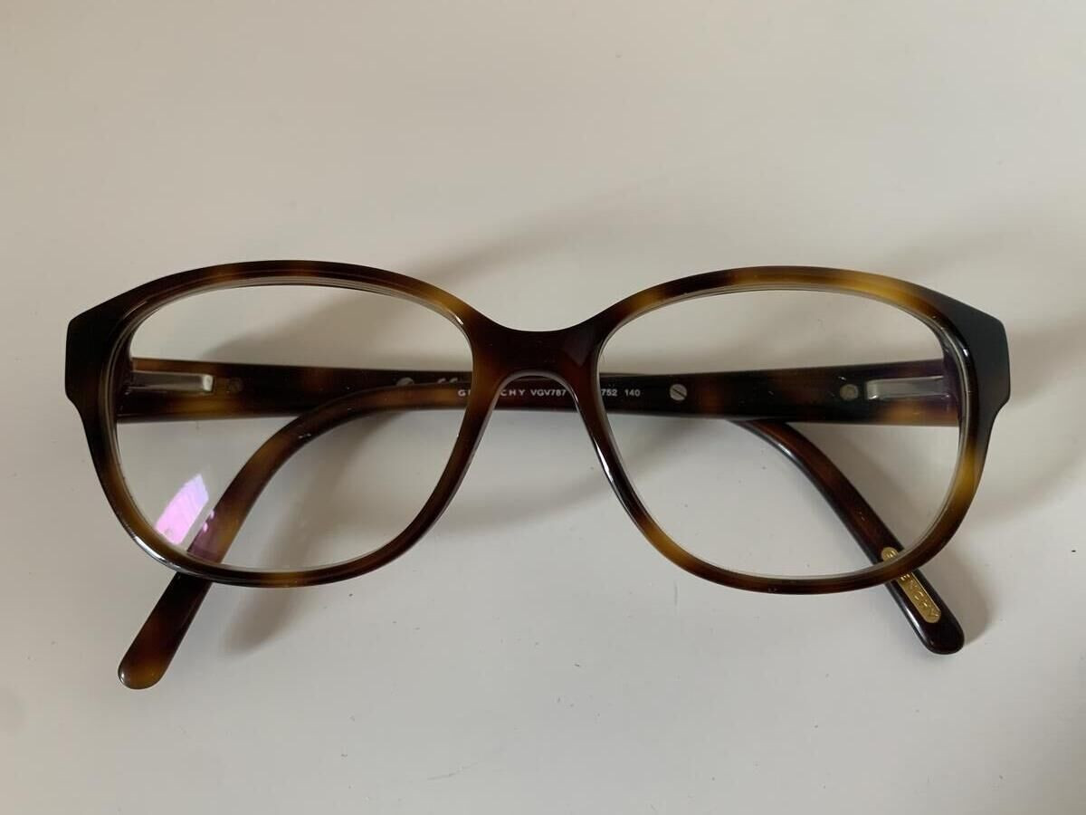 Givenchy - VGV787 COO0752 140