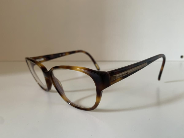 Givenchy - VGV787 COO0752 140