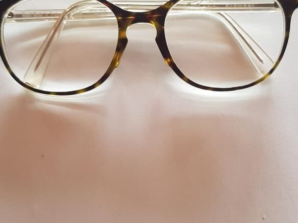 Eyewear - Jeanne  EC34.CR20 5.1 cm x 4.2 &curren;1.2cm