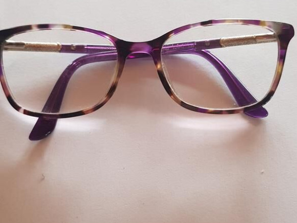 3 2 9 Guess  - 083 52&curren;17...