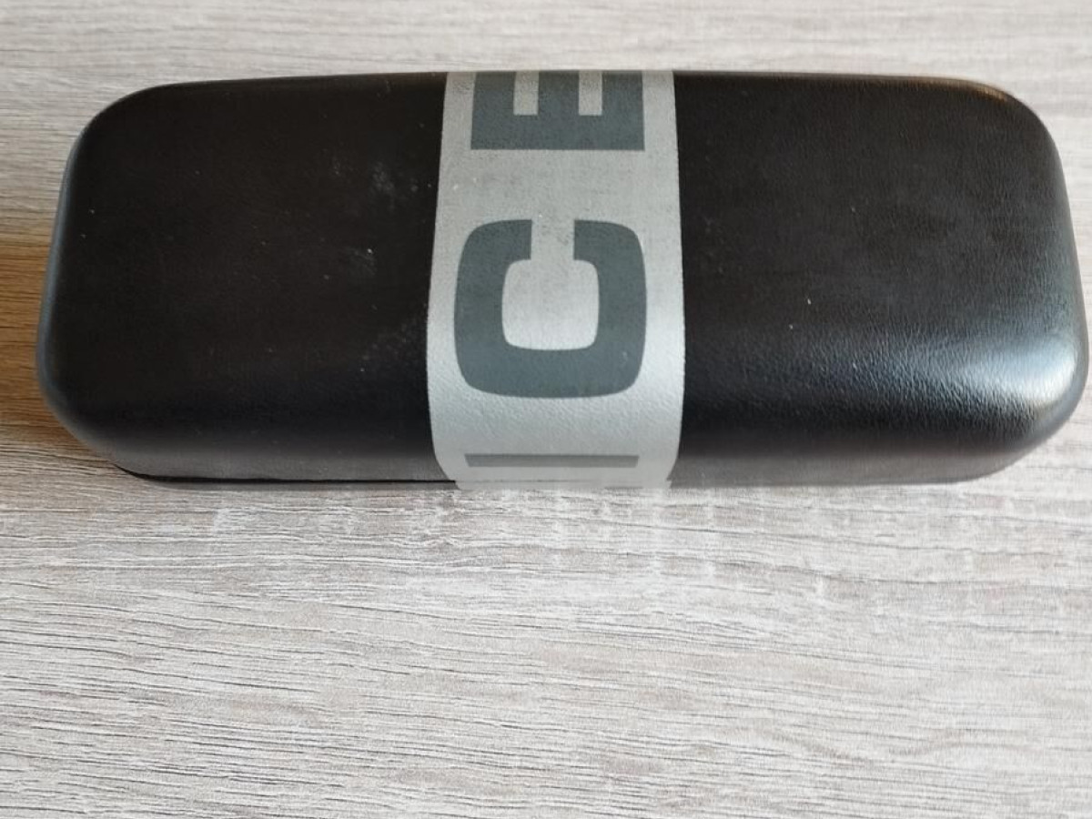 Police-rangy 2 - Vpl049 5517 col08yf 140 55&curren;20