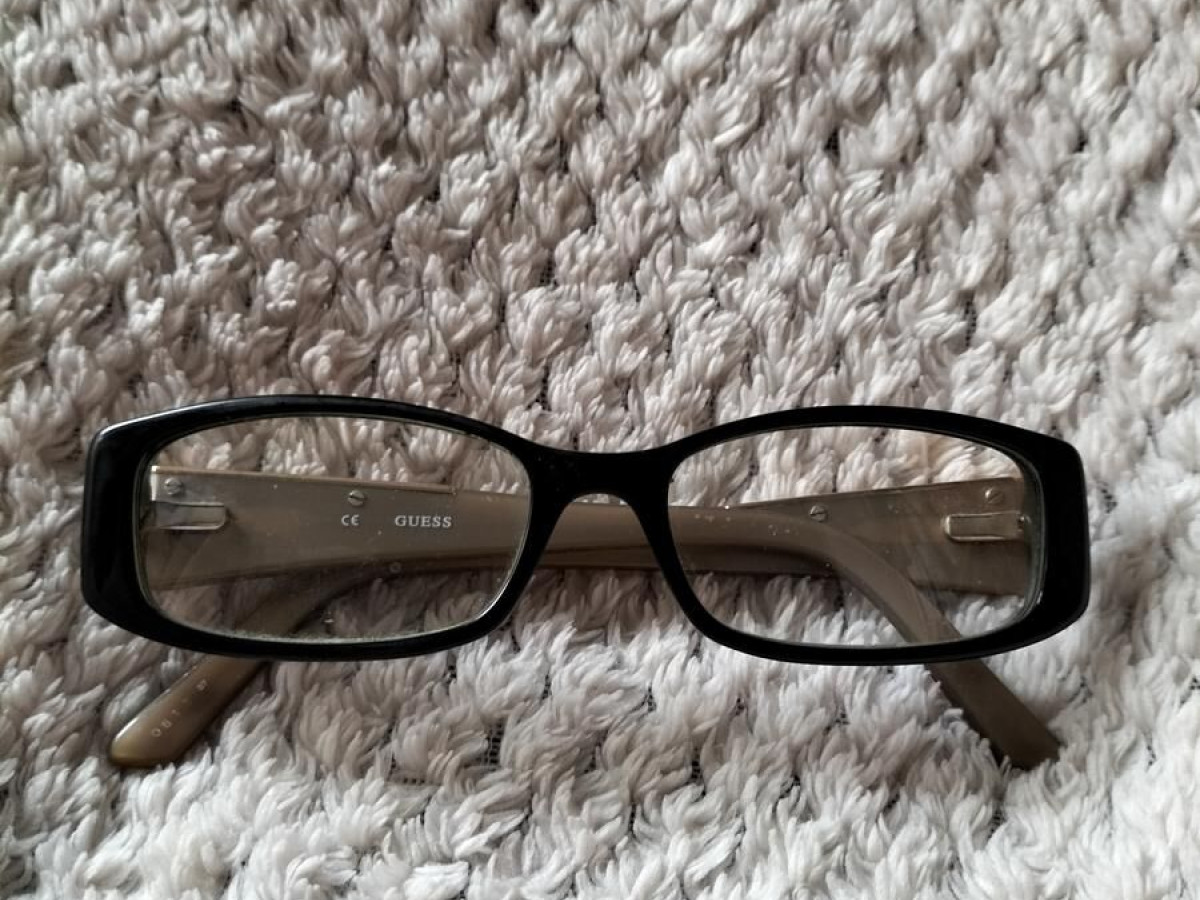 Guess  - GU2385 BLK 52&curren;16-135