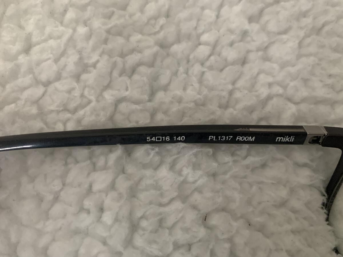 SHARCK  - Pl1317 ROOM 54&curren;16