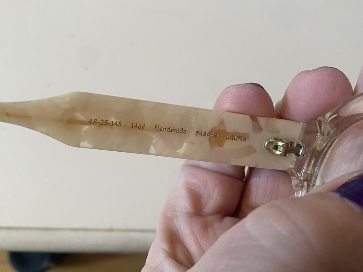 Gigi studios - 48 25 145 45&curren;134