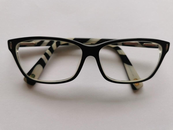 Cl&eacute;mence & margaux - Touch