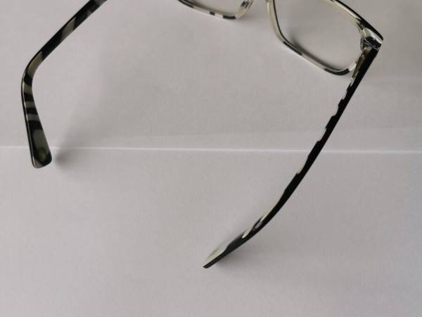 Clémence & margaux - Touch