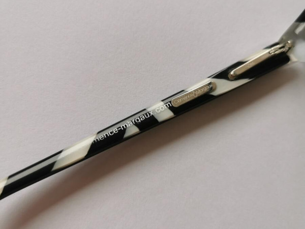 Clémence & margaux - Touch