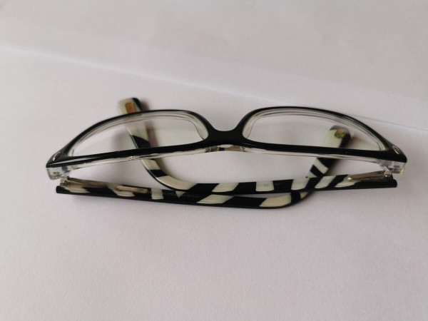 Clémence & margaux - Touch