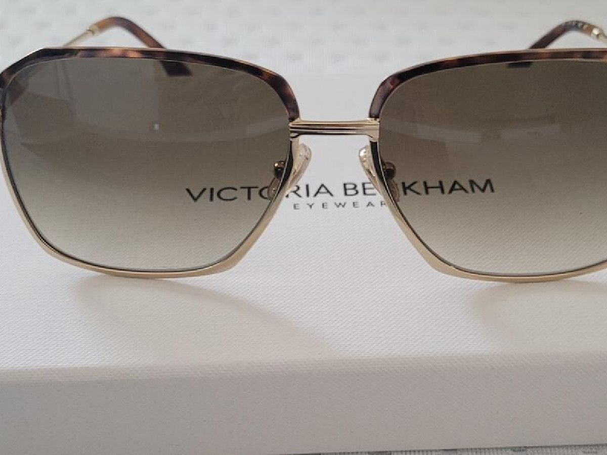 Victoria Beckham  - Solaire