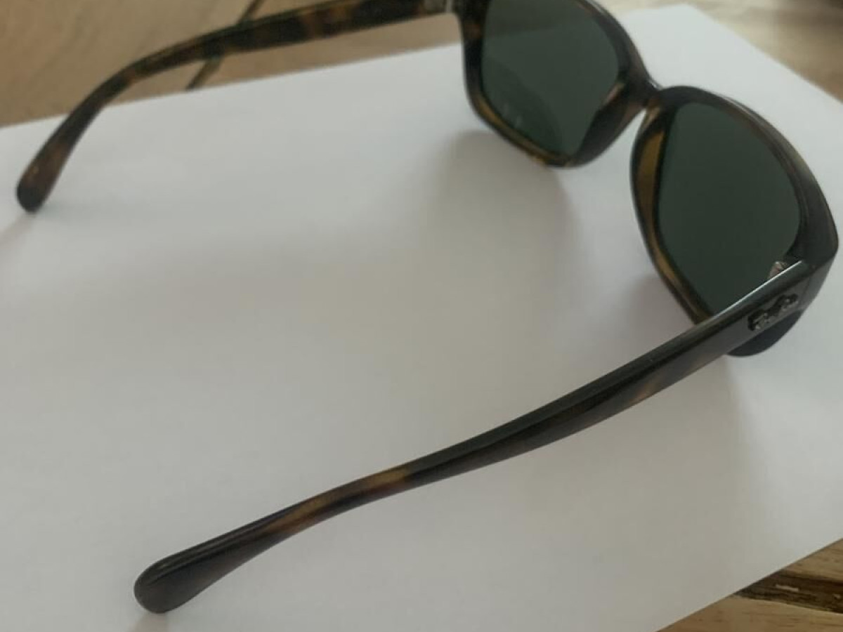Rayban  - rb4161