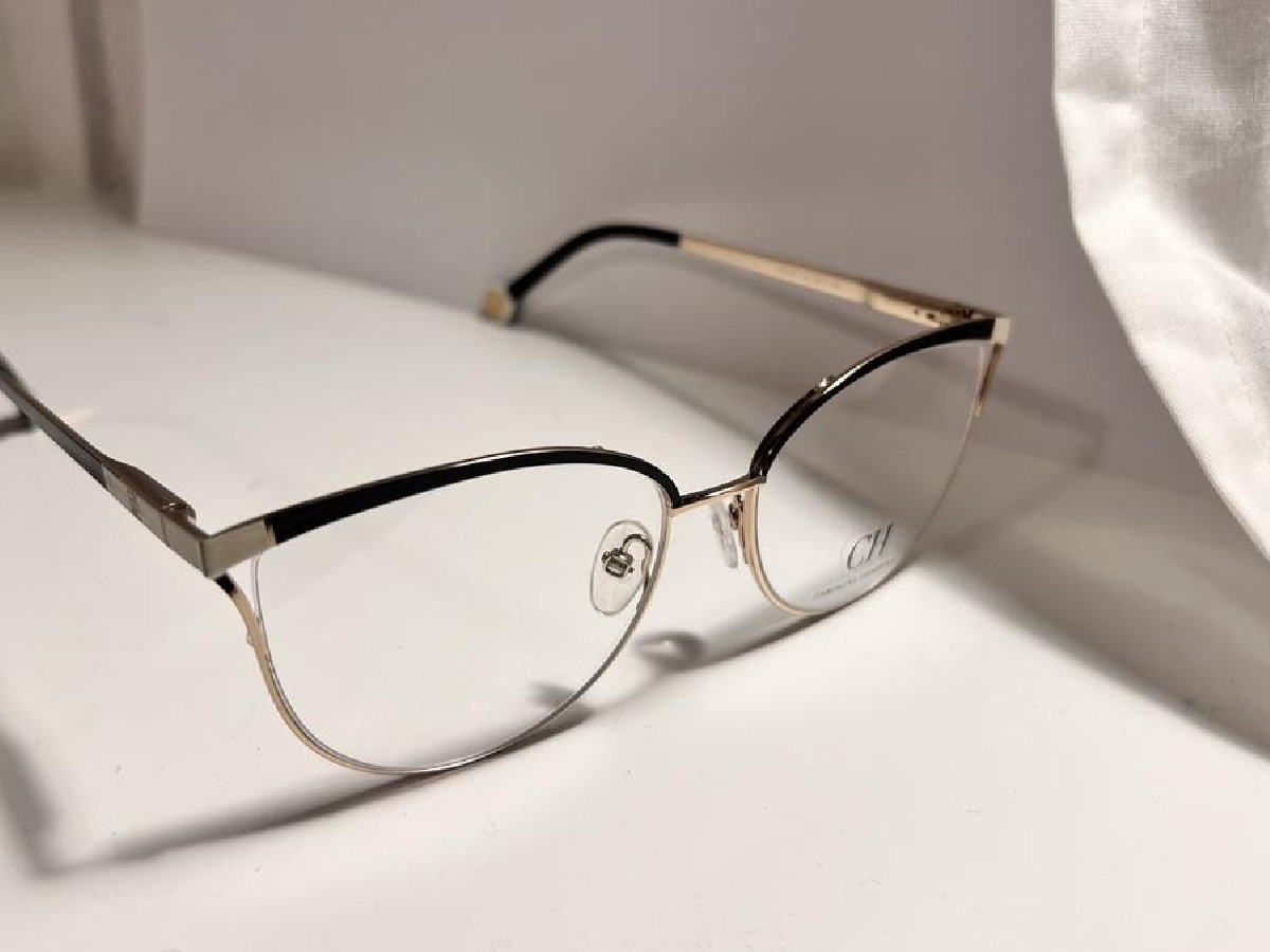 Carolina Herrera - VHE156_301Y 53&curren;16