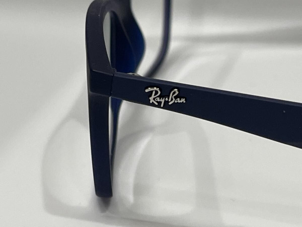 Ray-Ban - RX7047 54&curren;17