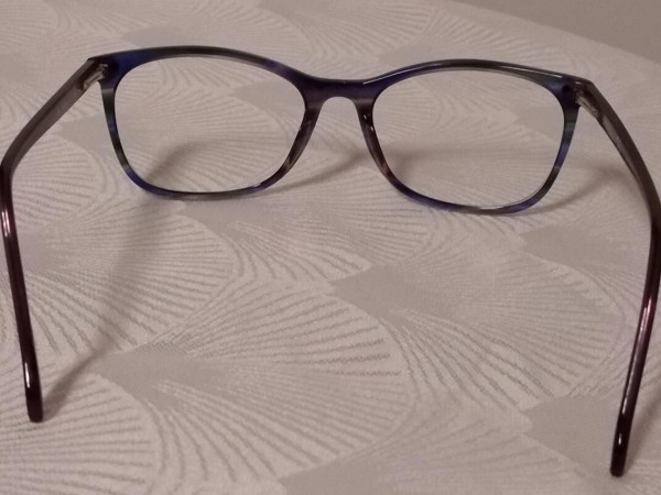 John&Jess - J90 52&curren;18