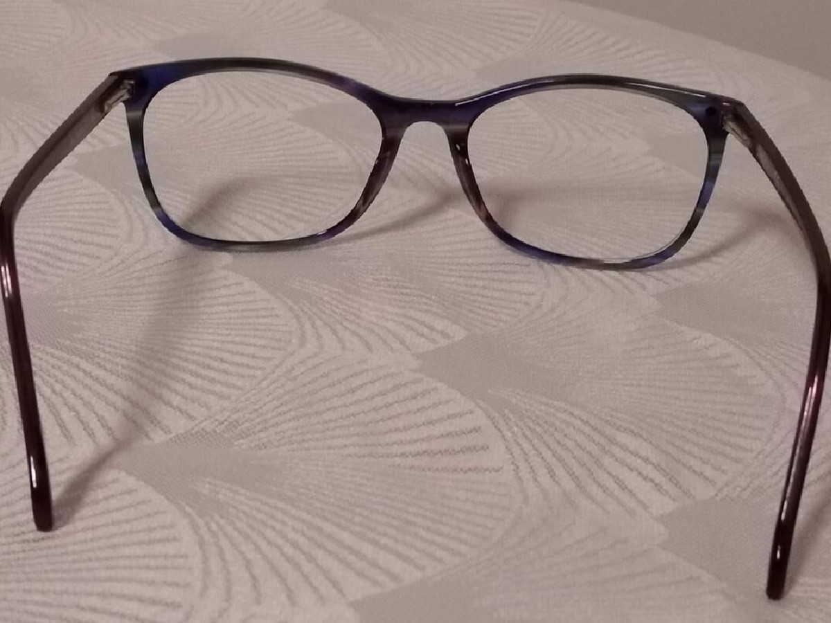 John&Jess - J90 52&curren;18