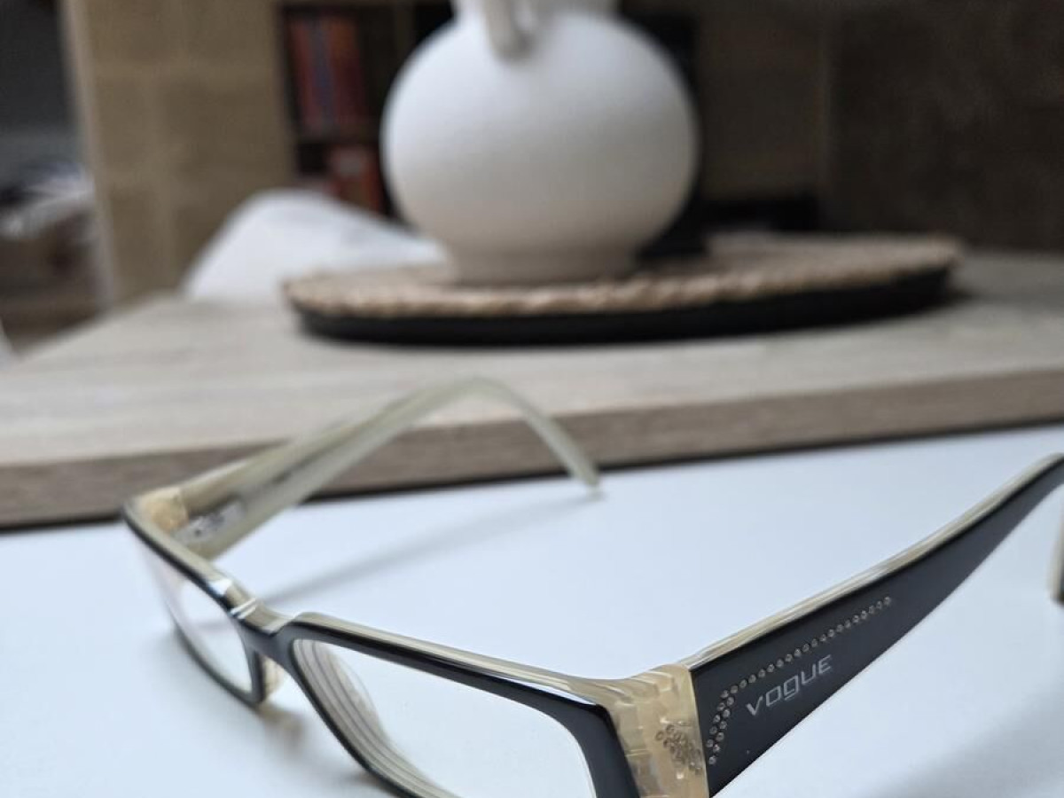 Vogue  - Vo2557-b134551□15130