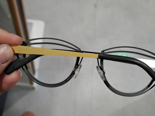 Theo - shape - 410 44&curren;22