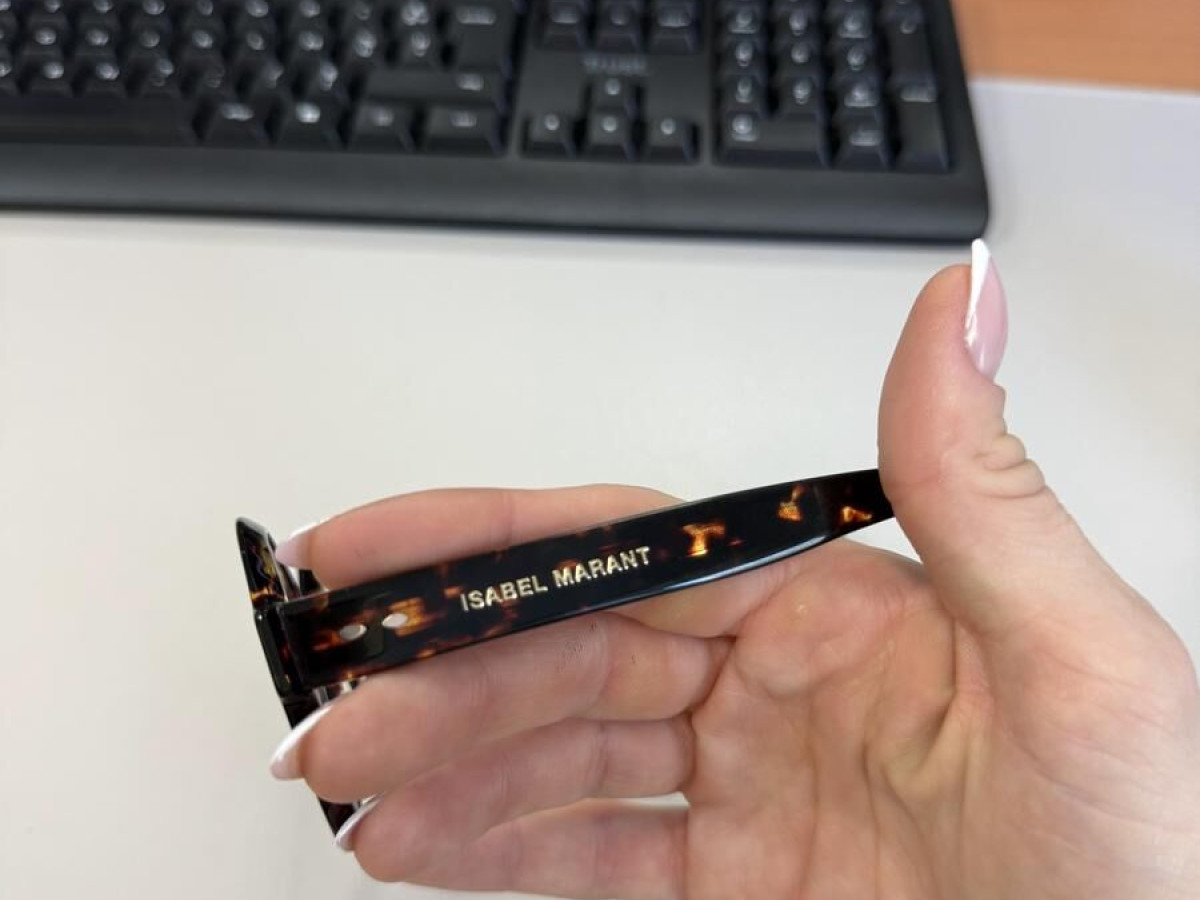 ISABEL MARRANT - IM 0040 086  45&curren;20