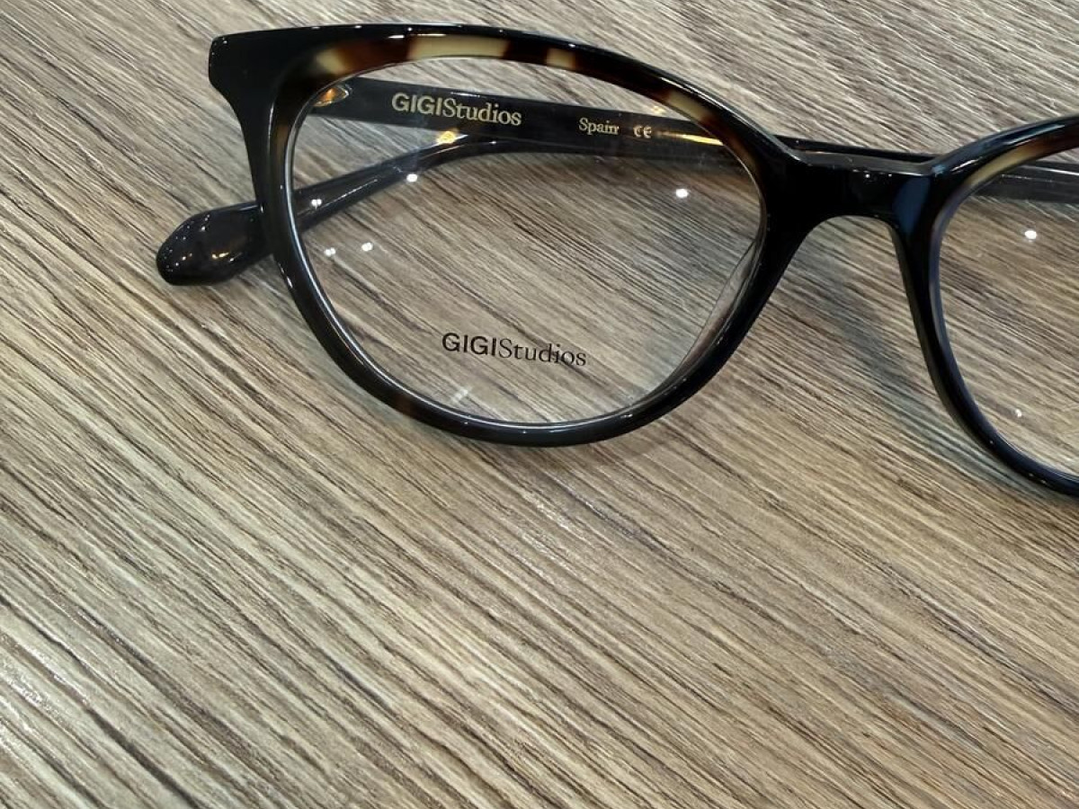 Gigi studios - Nuna 51&curren;17