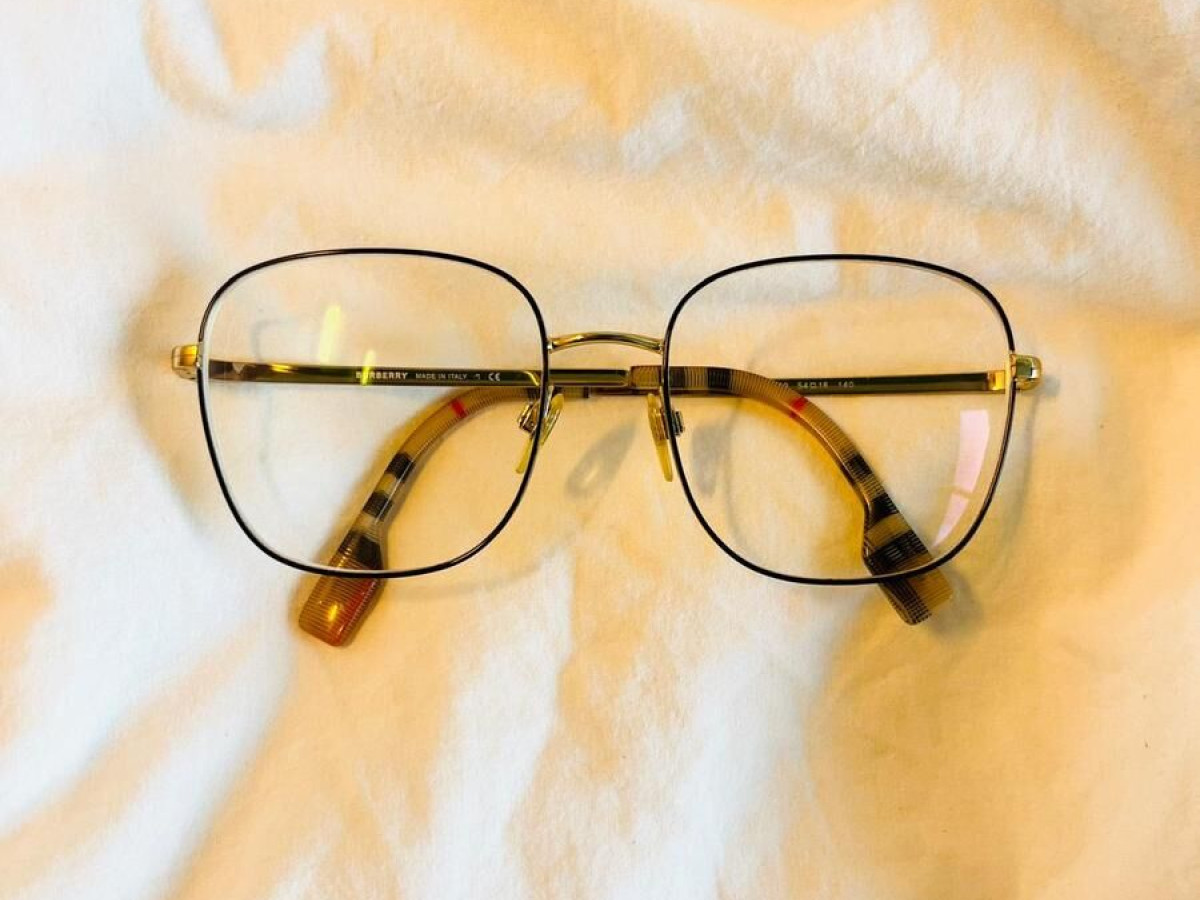 Burberry Elliott  - BE134471109 55&curren;20