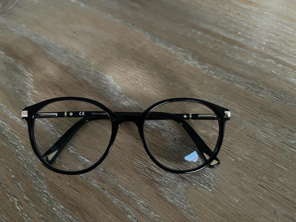 Nina RICCI - VNR089 COL0700...