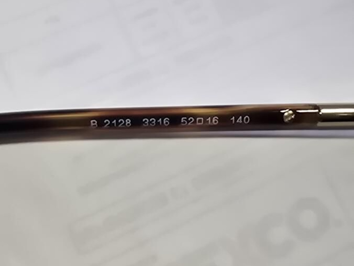 BURBERRY - B2128 3316 52/16 140