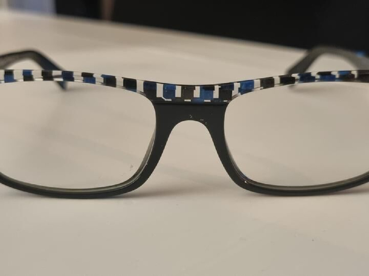 MIKLI - AO 1251 A03M 53/19 53&curren;19