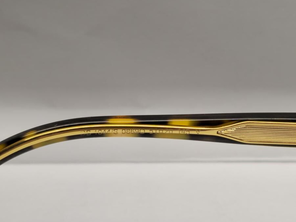 DAVID BECKHAM - DB 1044/S 0869O 51&curren;20