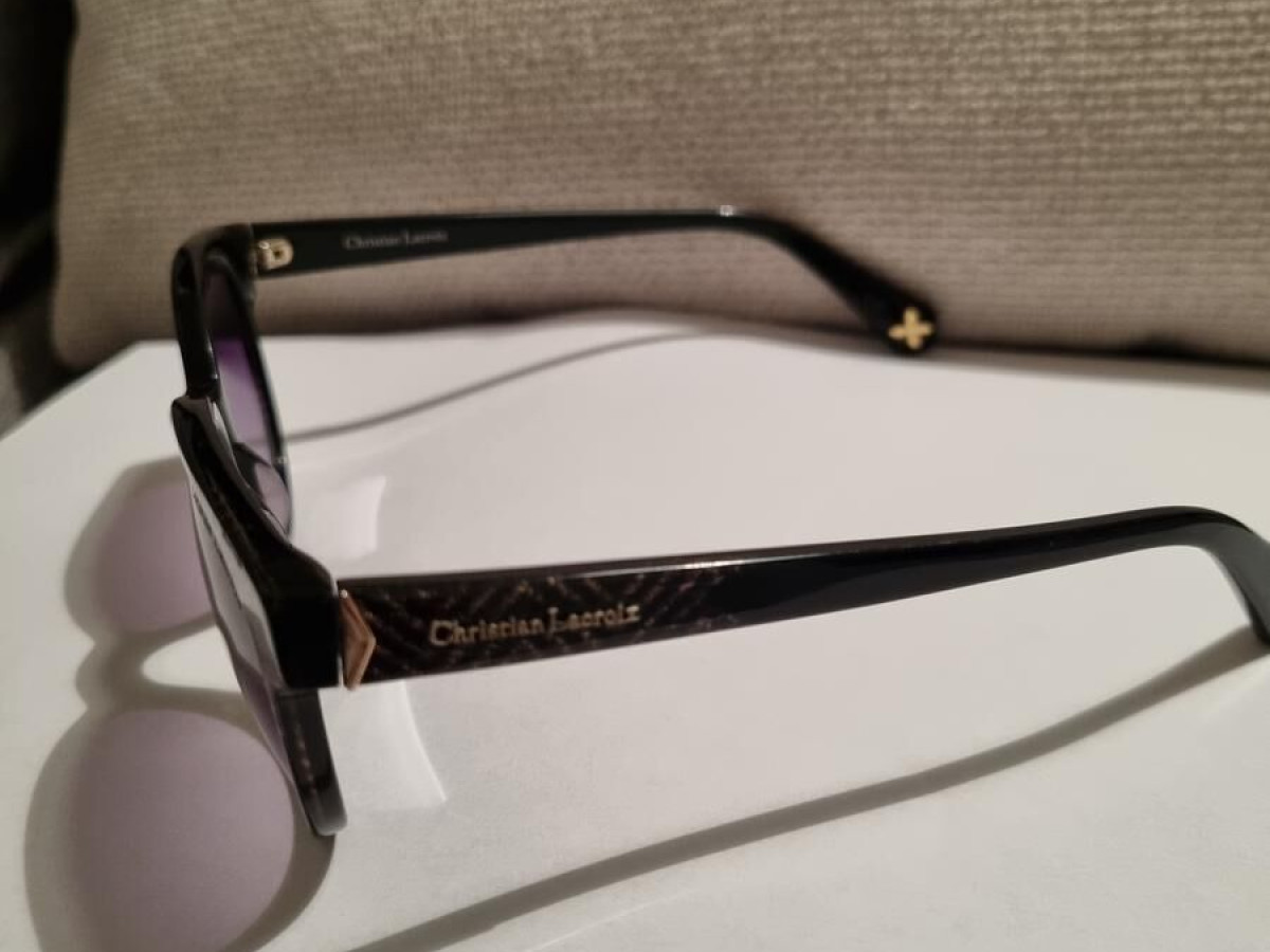 Christian Lacroix  - CL5078 001 51&curren;19 140 CAT3