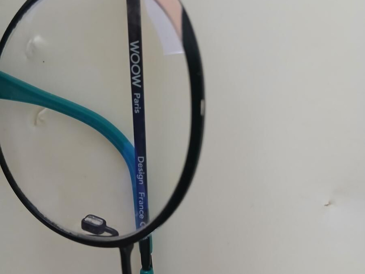 Woow paris  - First class 1 49&curren;20 137 9618