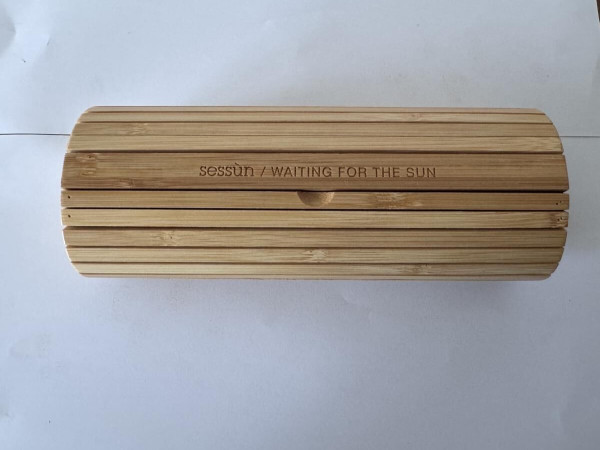 Sess&ugrave;n et Waiting for the sun  - JIM