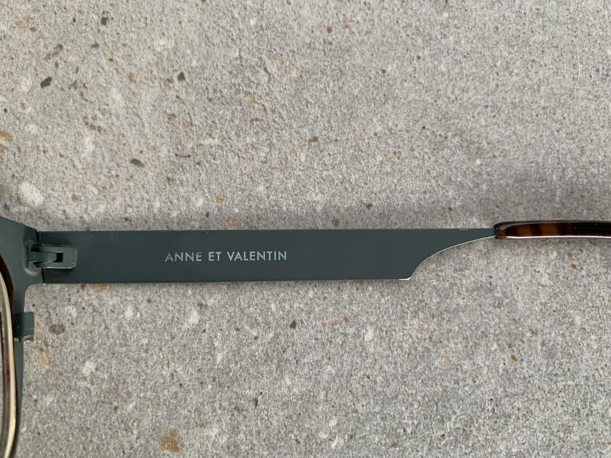 Anne et Valentin - FABIO U205 48&curren;25