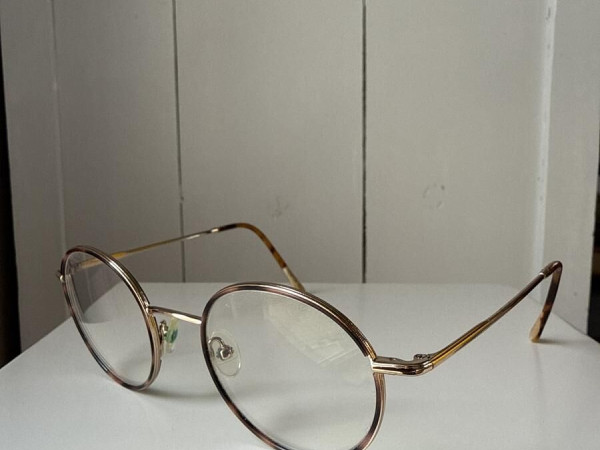 WHISTLER HILLS - DR CASTLE 02 48&curren;22-145