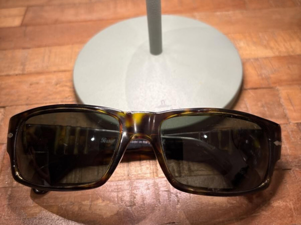 Persol  - 2720 s 24 31 57...