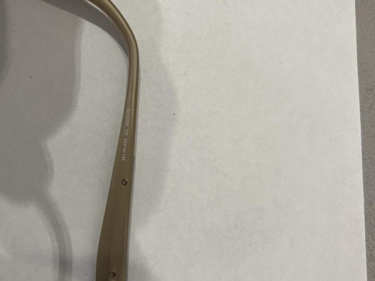 Guess - GU2326TO52&curren;16-135