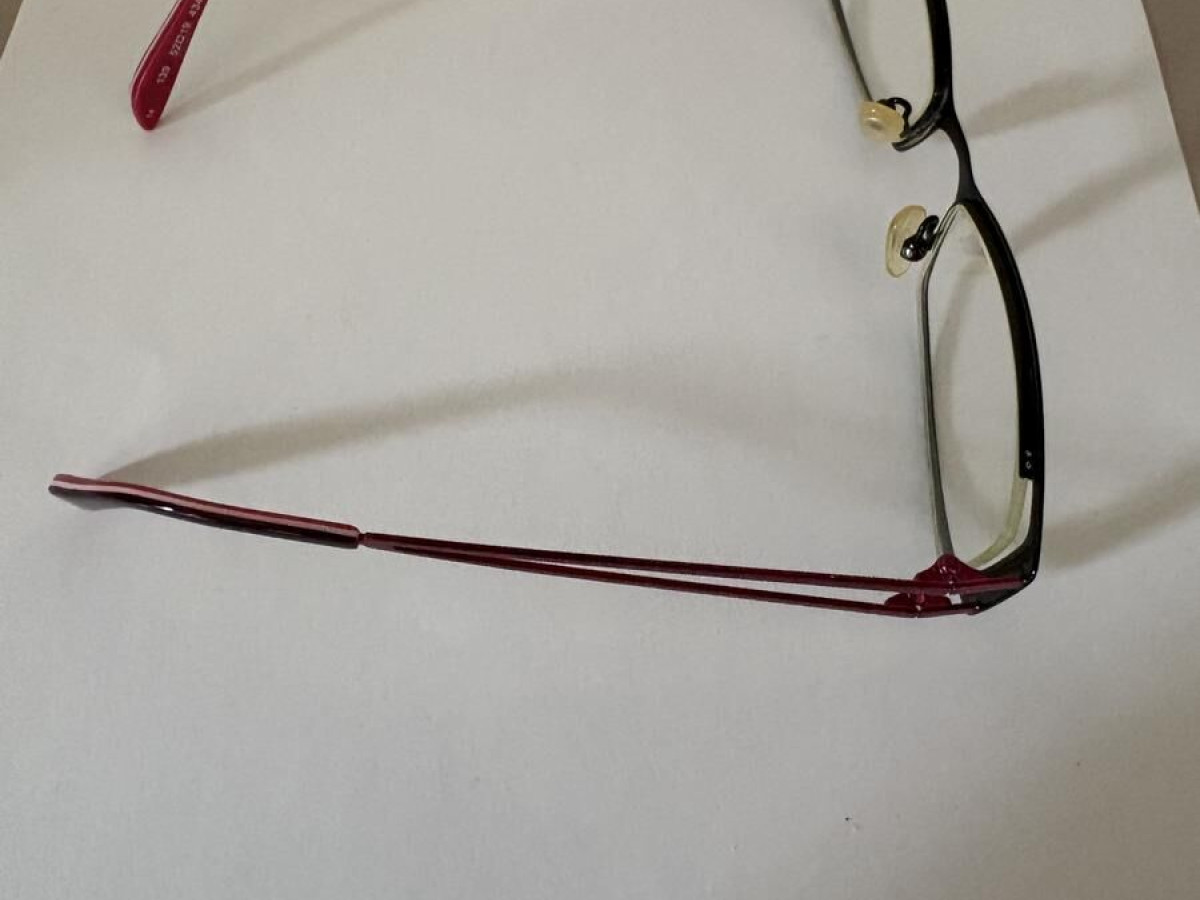 TT&T d &acute;Afflelou - 139 52 19 434 135 19&curren;52