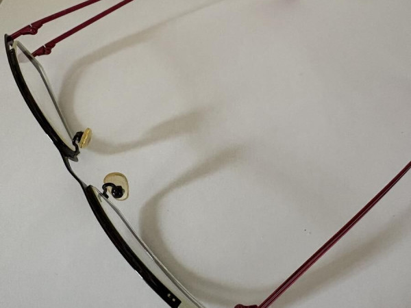 TT&T d &acute;Afflelou - 139 52 19 434 135 19&curren;52