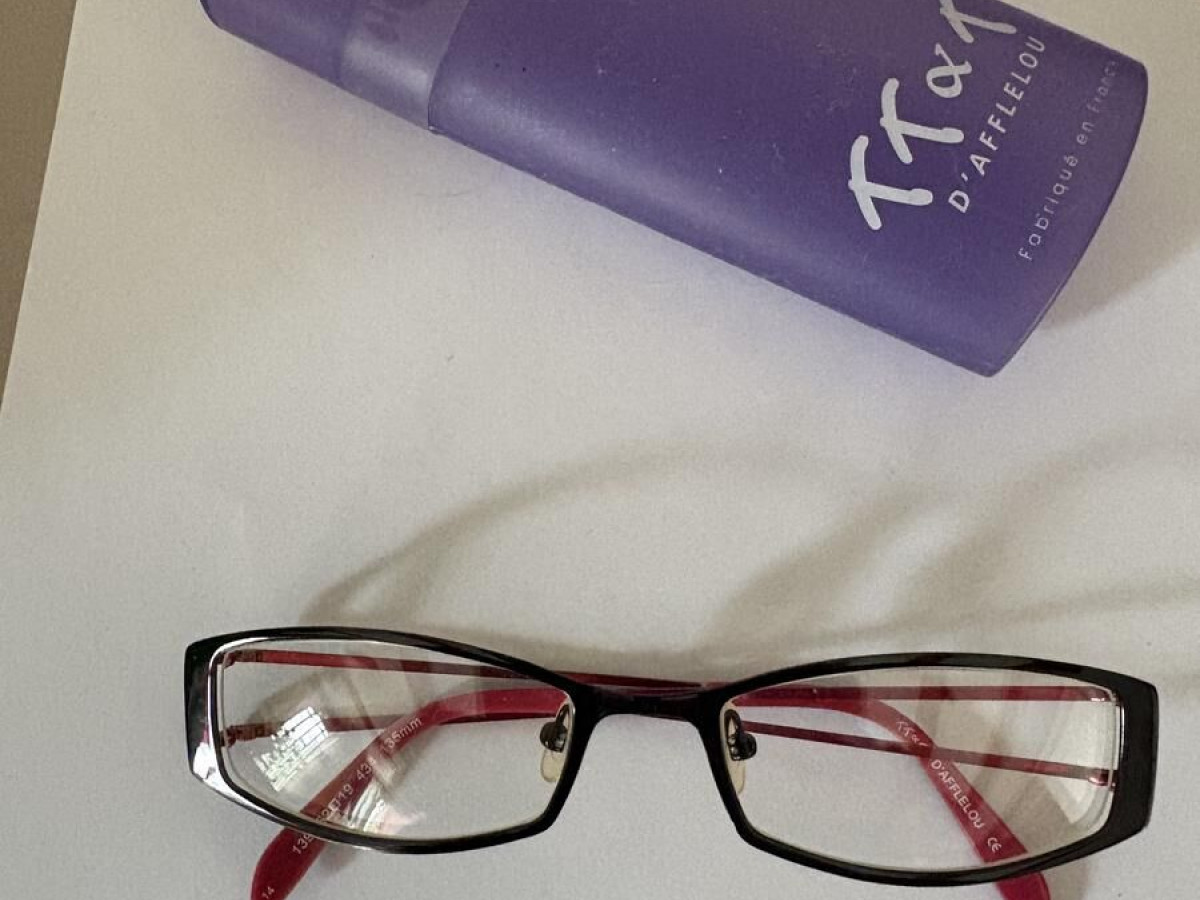 TT&T d &acute;Afflelou - 139 52 19 434 135 19&curren;52