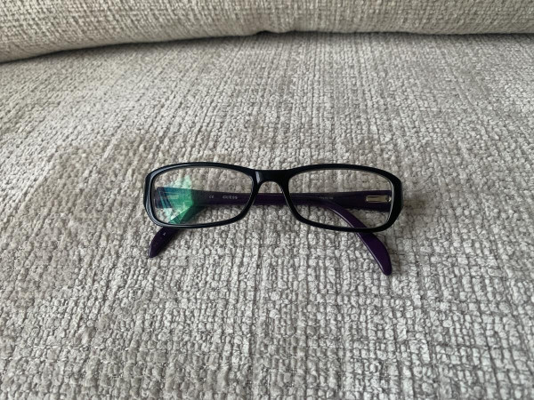 Guess  - GU2211 BLK 52&curren;16-135