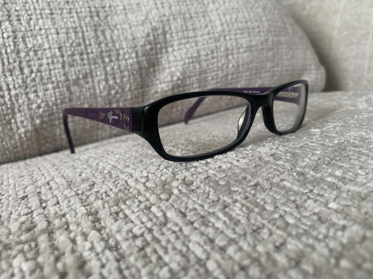 Guess  - GU2211 BLK 52&curren;16-135