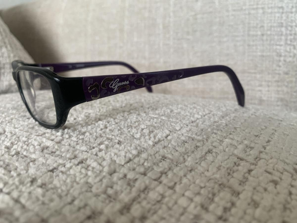 Guess  - GU2211 BLK 52&curren;16-135