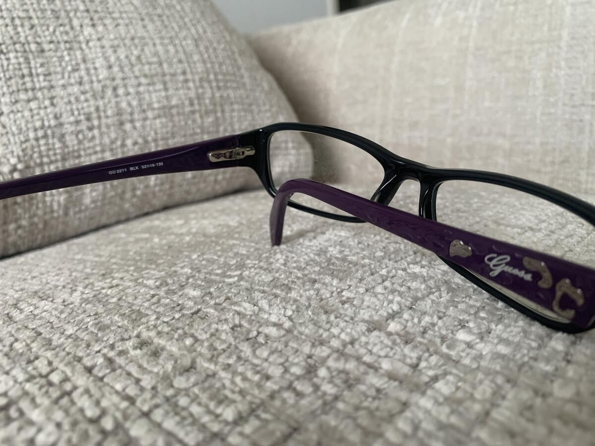 Guess  - GU2211 BLK 52&curren;16-135