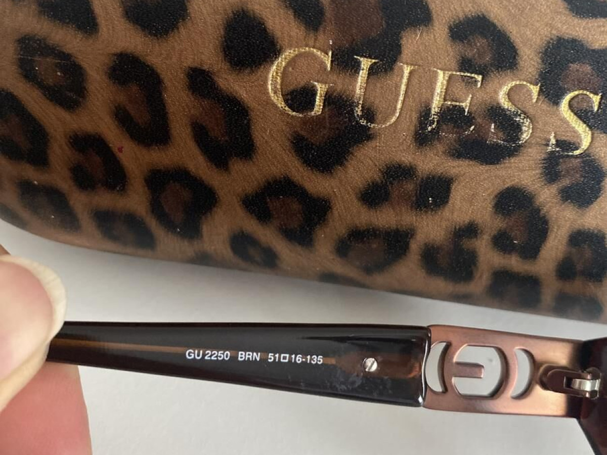 GUESS  - GU2250 BRN 51&curren;16-135