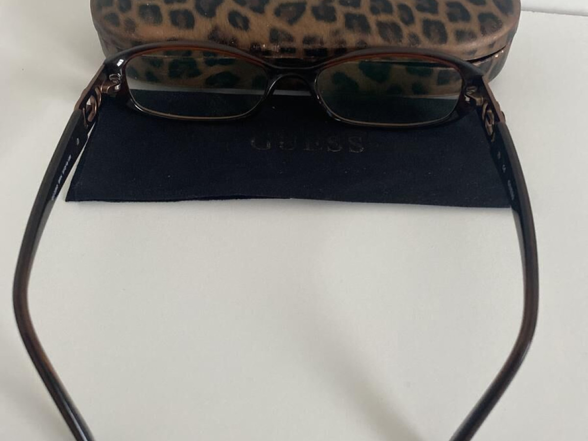 GUESS  - GU2250 BRN 51&curren;16-135