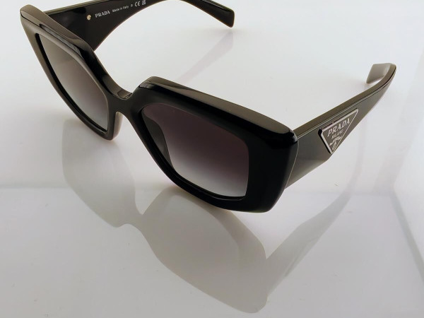 PRADA - SPR 14Z 1AB 09S 3N 50&curren;18