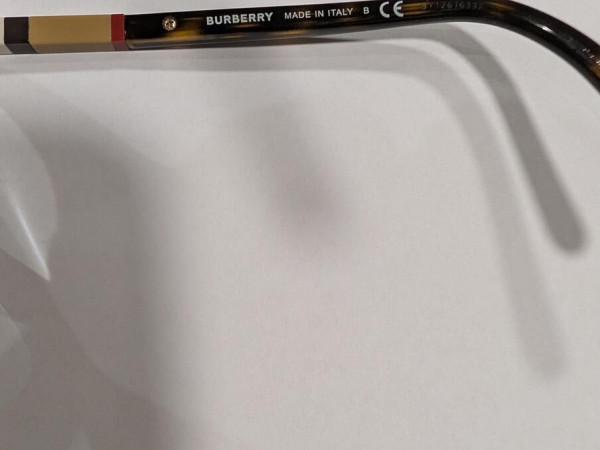 Burberry  - B2205 3002 52&curren;17