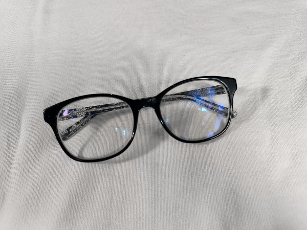 alain AFFLELOU - DENTELLE...