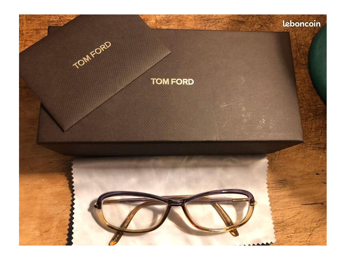 TOM FORD - 083 5512 135 55&curren;12
